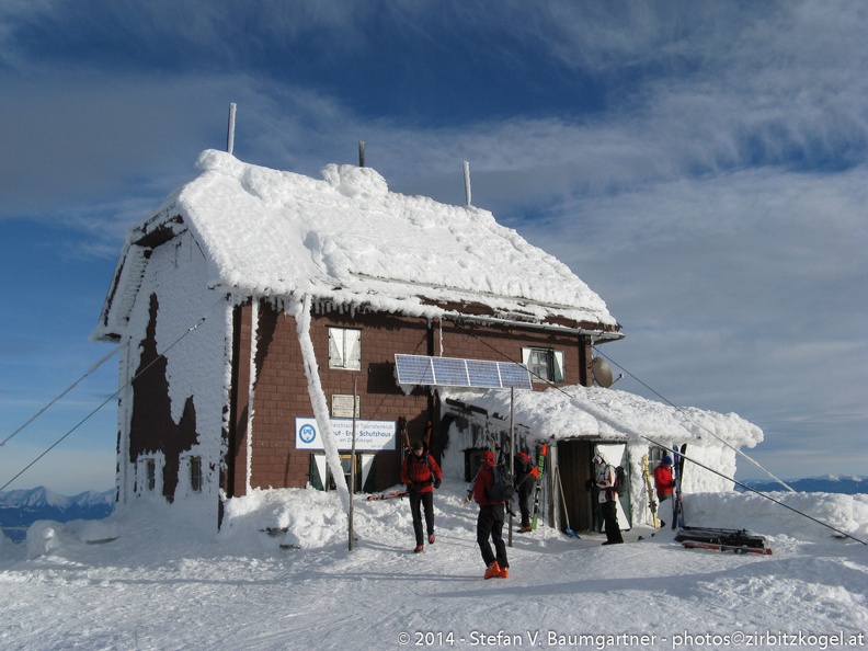 Zirbitzkogel-Schutzhaus (2376 m) des ÖTK - Österreichischer Touristenklub, www.oetk.at 20101231_104526.jpg
