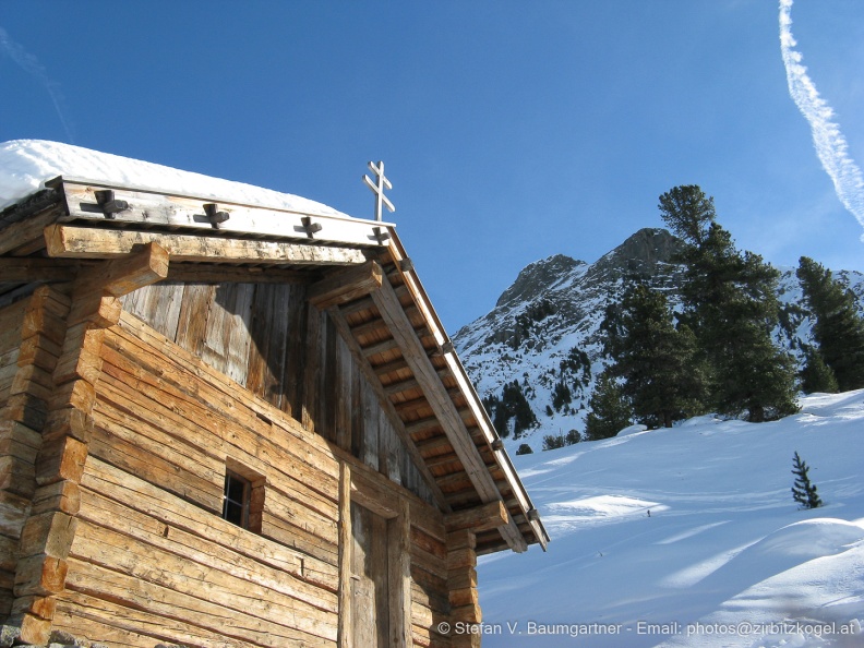 Bei der Abfahrt vom Wetterkreuzkogel, Kühtai, Tirol, Österreich 20110205_130116.jpg